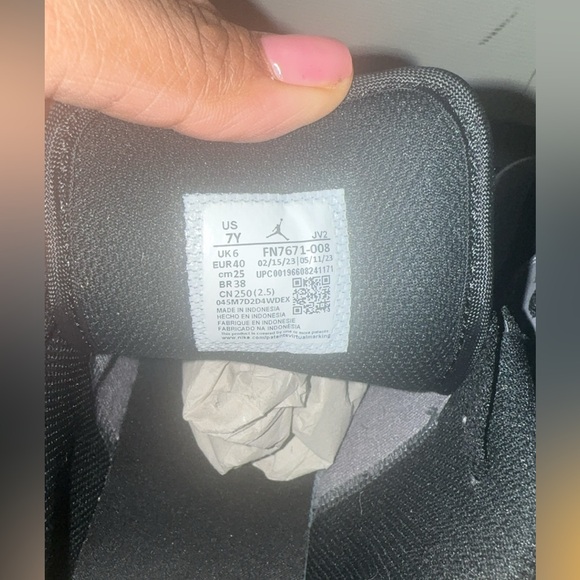 AIR JORDAN 1 LOW - Picture 7 of 7